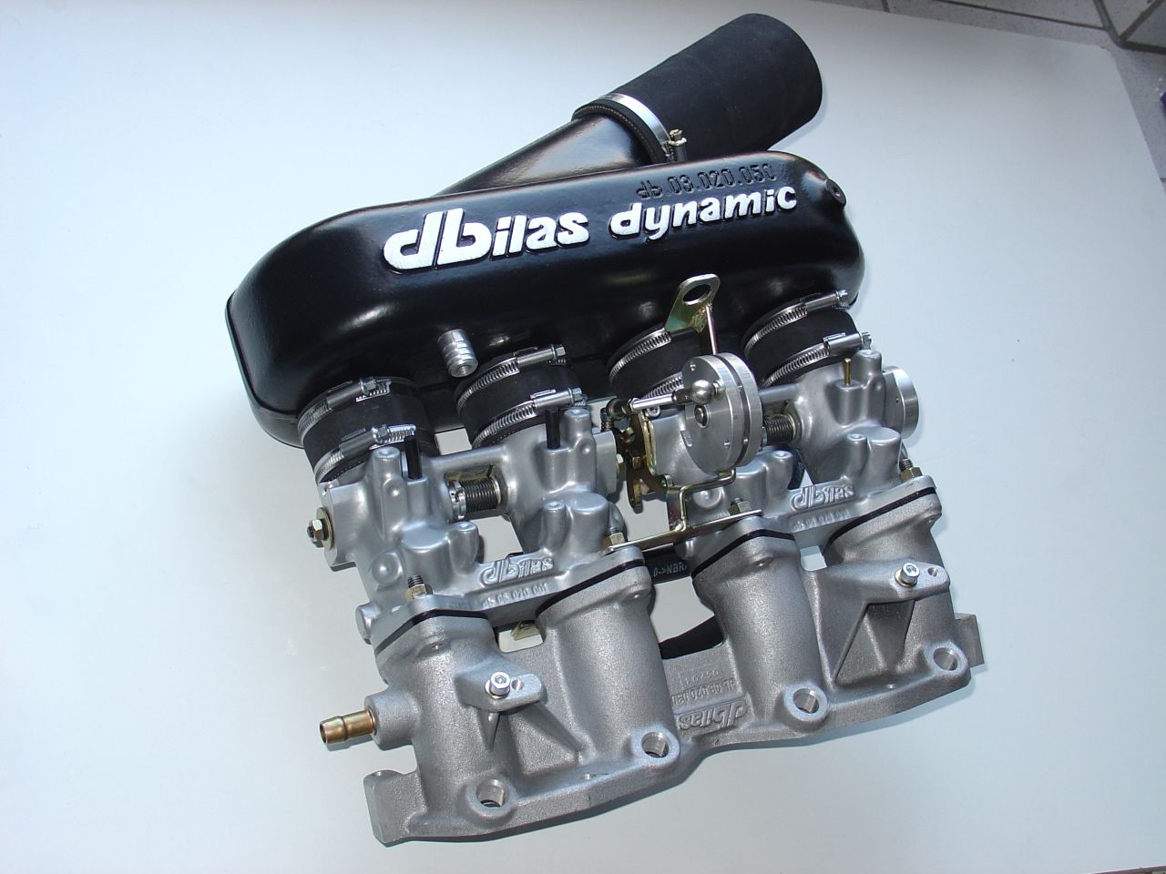 dbilas dynamic® Einzeldrosseleinspritzanlage BMW E30 316i (M40B16)